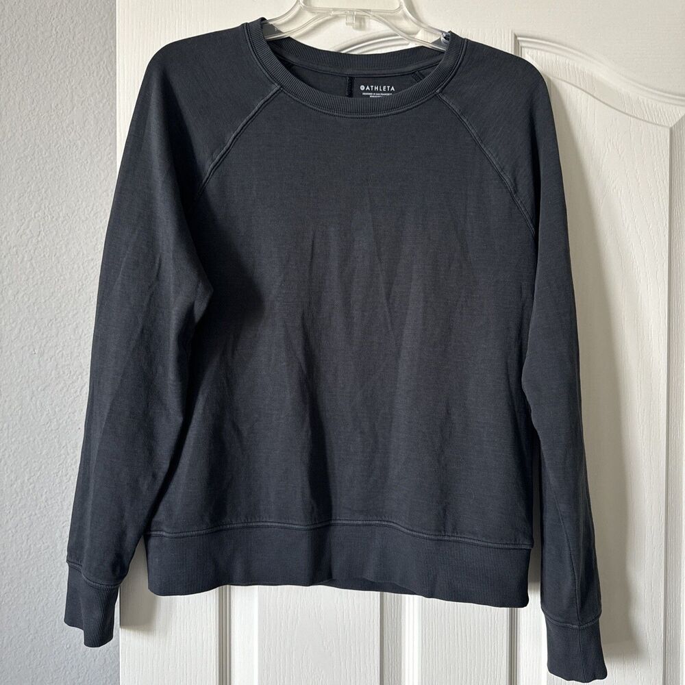 Athleta gray Long Sleeve sweatshirt size XS Athleisure sweater
